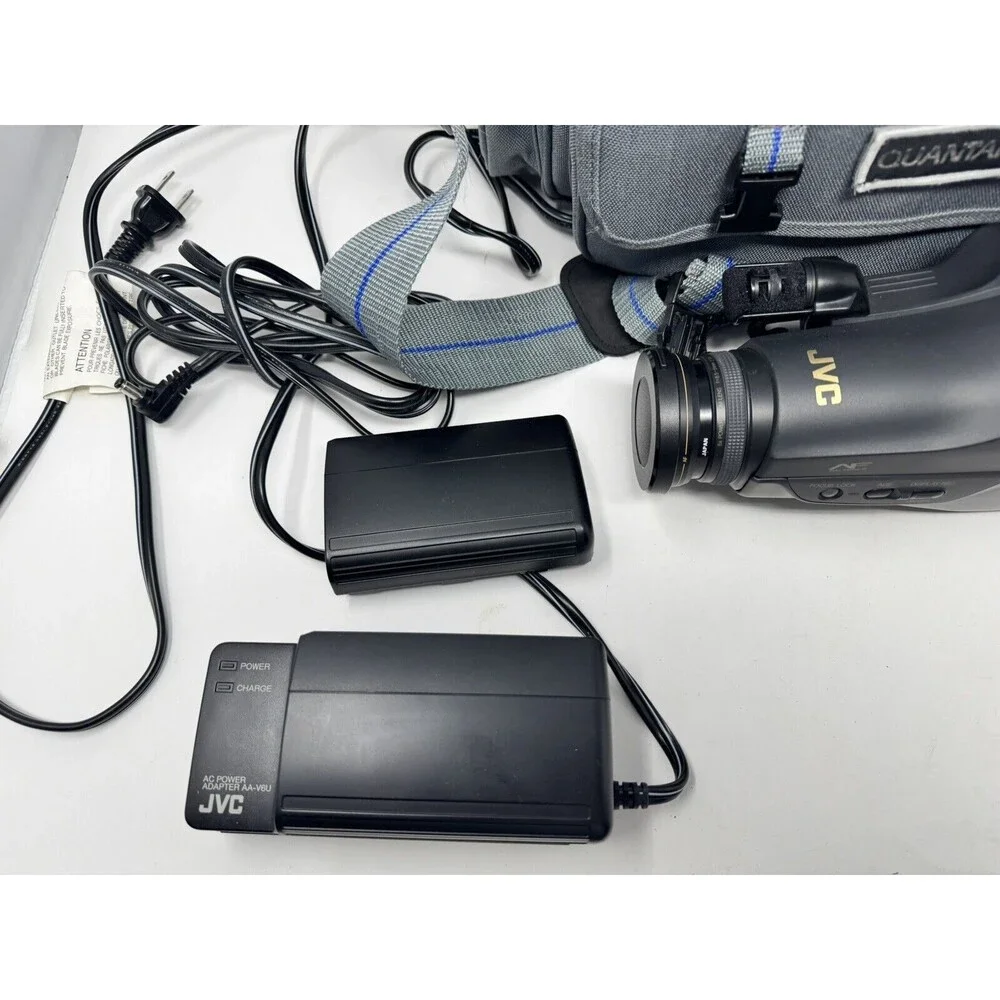 VINTAGE JVC GR-A1U CAMCORDER RECORDER PLAYER W/ battery & charger for P/R As-is
